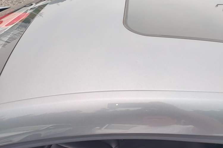 Used Roewe i5 2021 1.5L CVT Black Gold Edition Roof