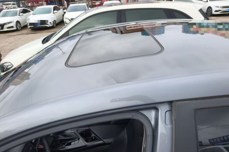Used Roewe i5 2021 Revised Version 1.5L CVT Diamond Edition Roof