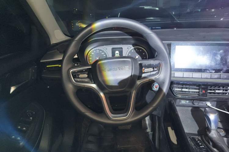 Used Roewe i5 2021 1.5L CVT Platinum Edition Steering Wheel