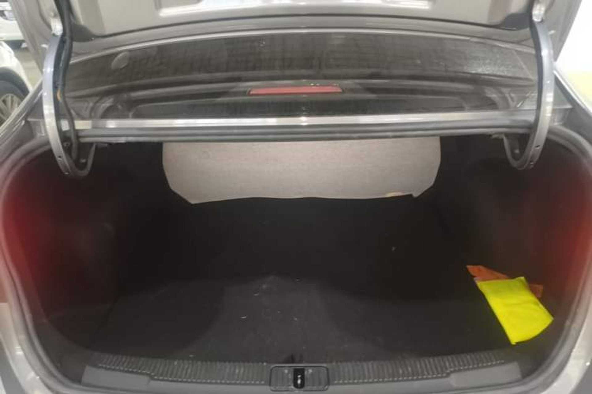 Used Roewe i5 2021 1.5L CVT Platinum Edition Trunk