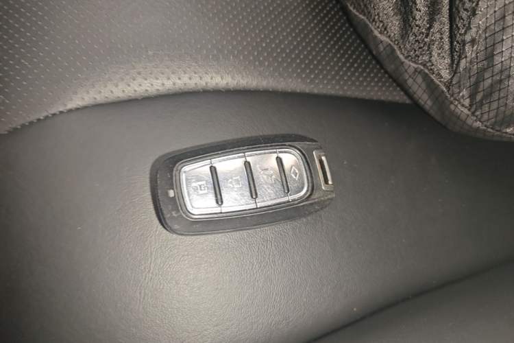 Used Roewe i5 2021 1.5L Manual Diamond Edition Vehicle Key