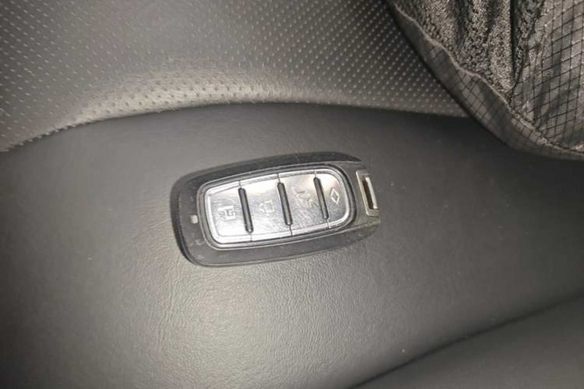 Used Roewe i5 2021 1.5L Manual Diamond Edition Vehicle Key