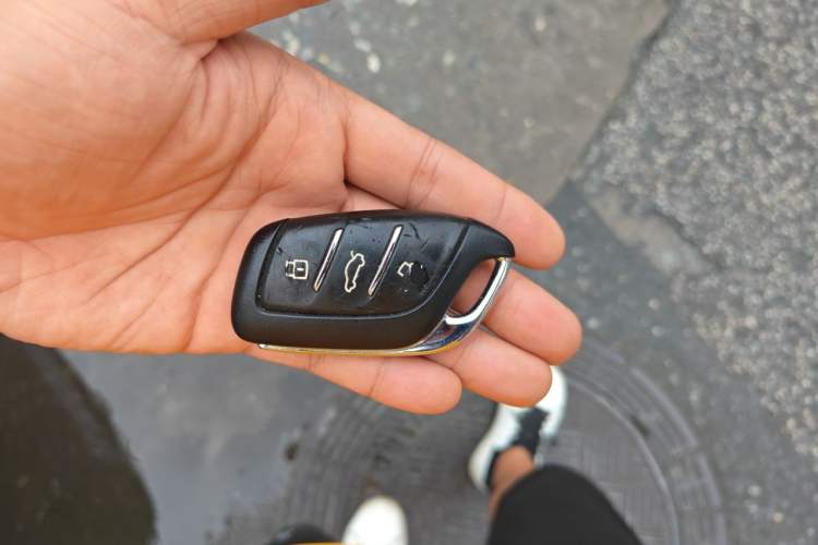 Used Roewe i5 2021 1.5L CVT Diamond Edition Vehicle Key