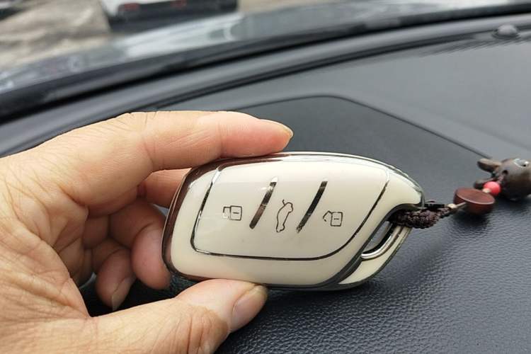 Used Roewe i5 2021 Revised Version 1.5L CVT Diamond Edition Vehicle Key