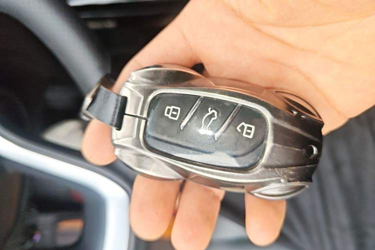Used Roewe i5 2021 Revised Version 1.5L CVT Diamond Edition Vehicle Key