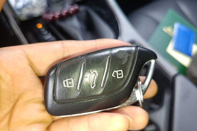 Used Roewe i5 2021 1.5L CVT Starry Edition Vehicle Key