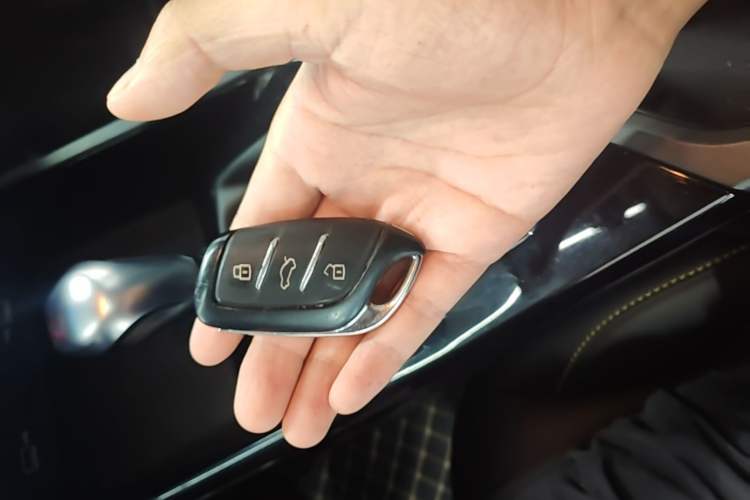 Used Roewe i5 2021 1.5L CVT Diamond Edition Vehicle Key