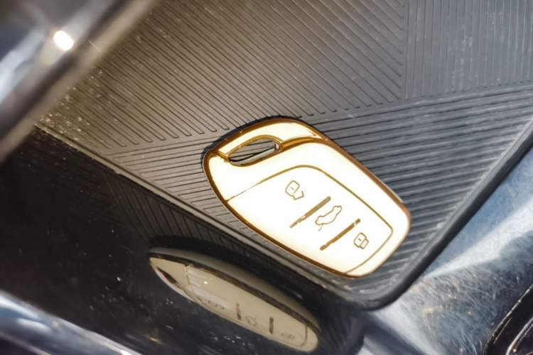 Used Roewe i5 2021 1.5L CVT Diamond Edition Vehicle Key