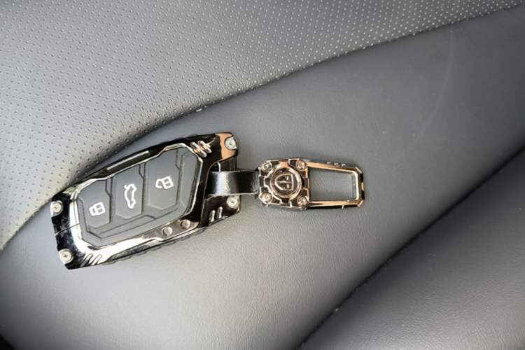 Used Roewe i5 2021 1.5L CVT Starry Edition Vehicle Key