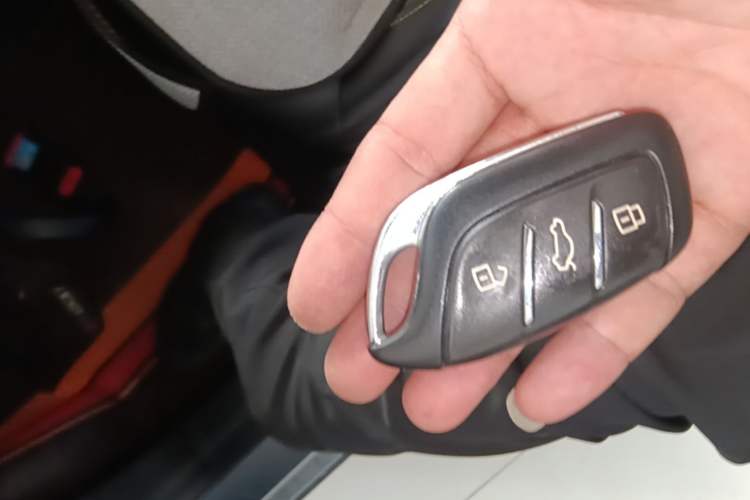 Used Roewe i5 2021 Revised Version 1.5L CVT Diamond Edition Vehicle Key