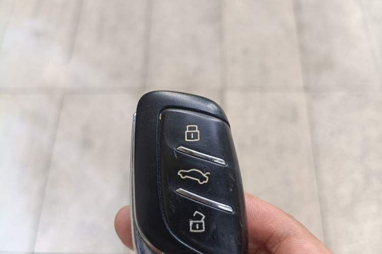 Used Roewe i5 2021 1.5L Manual Platinum Edition Vehicle Key