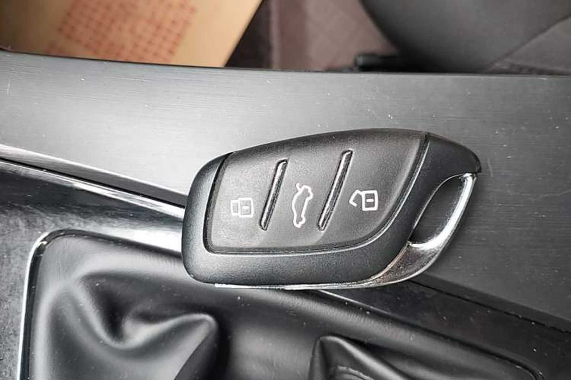 Used Roewe i5 2021 1.5L Manual Platinum Edition Vehicle Key