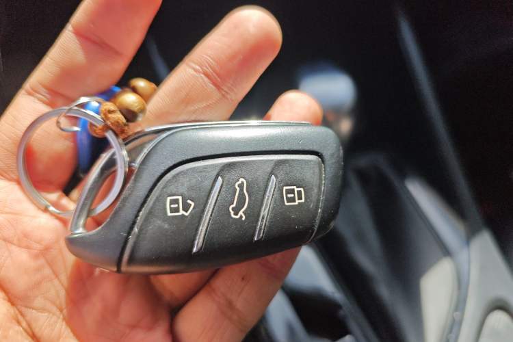 Used Roewe i5 2021 1.5L CVT Diamond Edition Vehicle Key