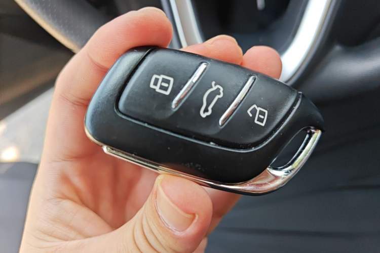 Used Roewe i5 2021 1.5L CVT Starry Edition Vehicle Key