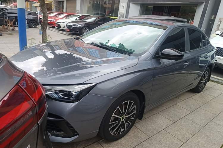 Used Roewe i5 2021 Revised Version 1.5L CVT Diamond Edition Guazi used car, China used car export, Used car for sale, Used cars, Cheapest cars for sale