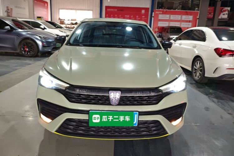 Used Roewe i5 2021 1.5L CVT Diamond Edition Front