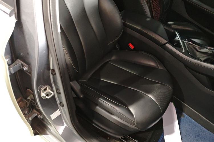Used Roewe i5 2021 1.5L CVT Diamond Edition Right Front Seat
