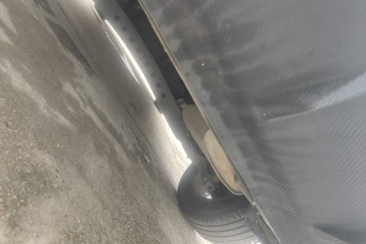Used Roewe i5 2021 1.5L CVT Black Gold Edition Chassis Rear