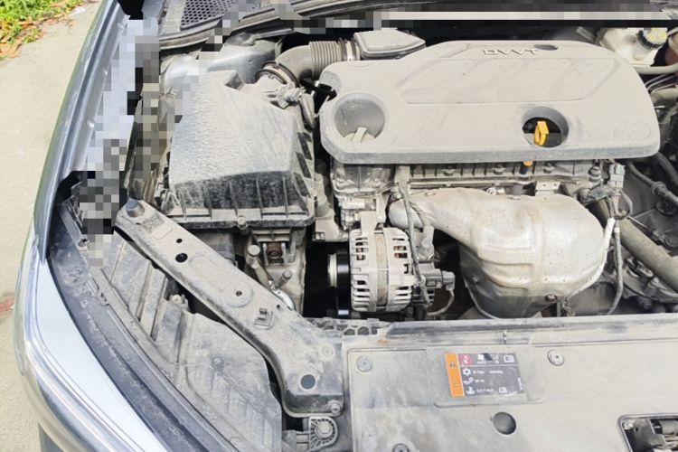 Used Roewe i5 2021 Revised Version 1.5L CVT Diamond Edition Engine Bay Right