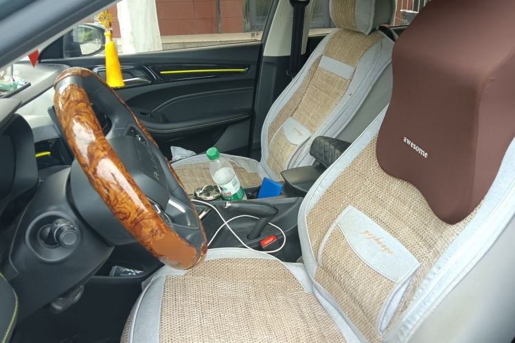 Used Roewe i5 2021 1.5L Manual Diamond Edition Left Front Seat