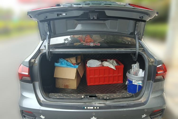 Used Roewe i5 2021 1.5L Manual Diamond Edition Trunk