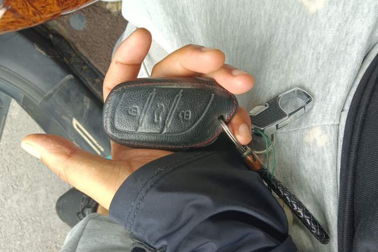 Used Roewe i5 2021 1.5L Manual Diamond Edition Vehicle Key