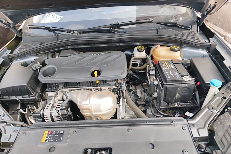 Used Roewe i5 2021 Revised Version 1.5L CVT Diamond Edition Engine Bay