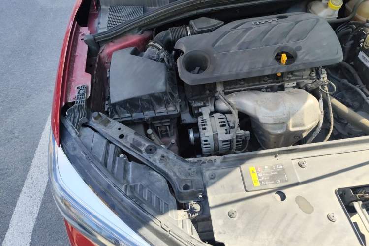 Used Roewe i5 2021 1.5L CVT Diamond Edition Engine Bay Right