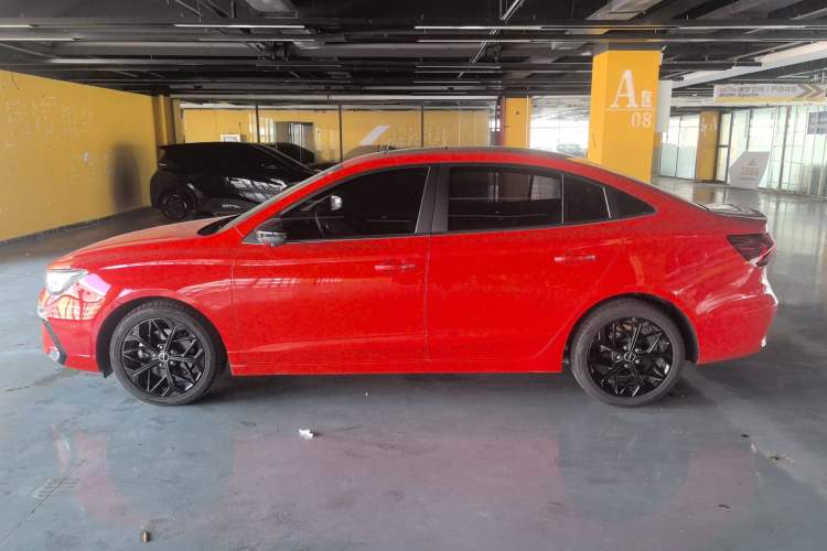 Used Roewe i5 2021 1.5T GT DCT Sonic Edition Exterior 3