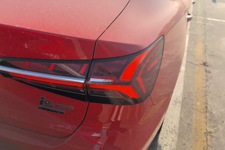 Used Roewe i5 2021 1.5T GT DCT Sonic Edition Exterior 6