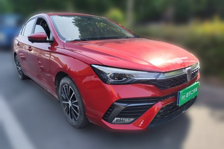 Used Roewe i5 2021 1.5L CVT Diamond Edition Front Right 45 Deg