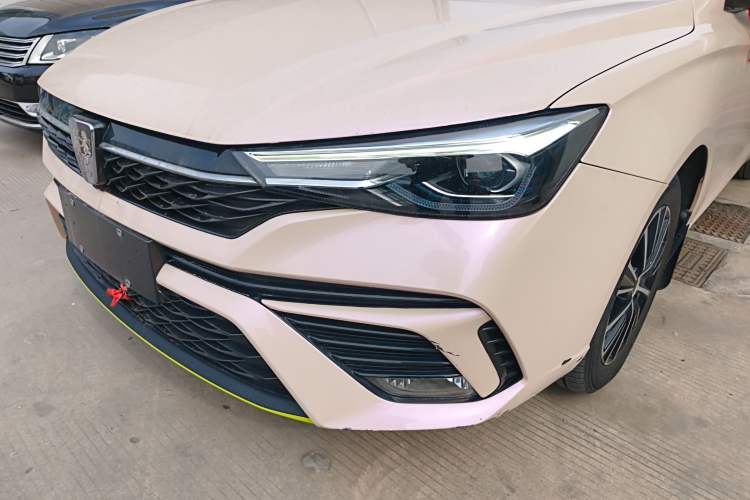 Used Roewe i5 2021 Revised Version 1.5L CVT Diamond Edition Left Front Headlight