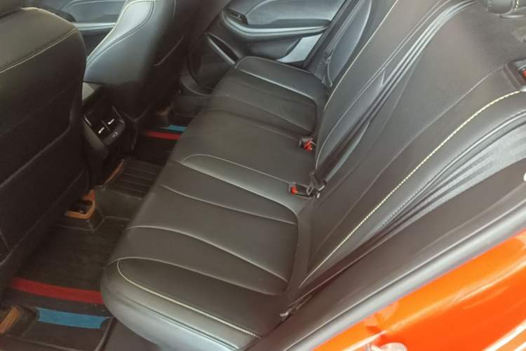 Used Roewe i5 2021 1.5T GT DCT Sonic Edition Left Rear Seat