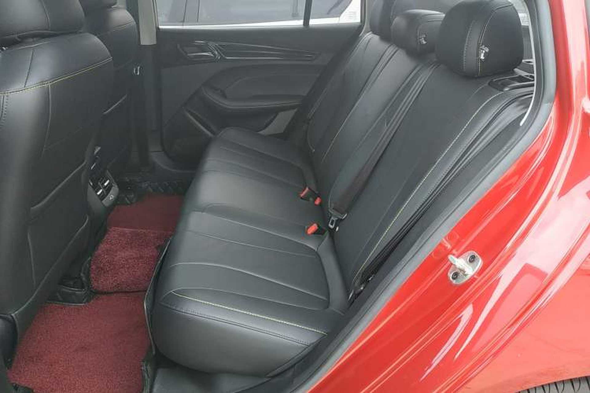 Used Roewe i5 2021 1.5L CVT Starry Edition Left Rear Seat