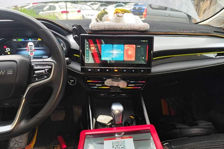 Used Roewe i5 2021 1.5L CVT Diamond Edition Audio And AC Panel