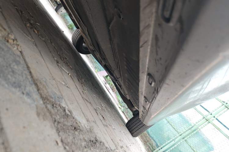 Used Roewe i5 2021 1.5L Manual Platinum Edition Chassis Front Left