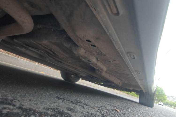 Used Roewe i5 2021 1.5L CVT Diamond Edition Chassis Rear Right