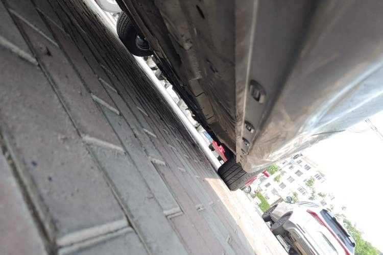 Used Roewe i5 2021 1.5L Manual Platinum Edition Chassis Rear Right