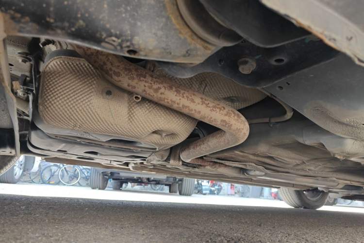 Used Roewe i5 2021 1.5L CVT Diamond Edition Chassis Rear Right