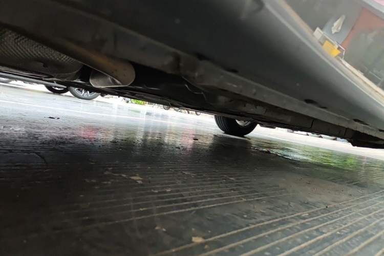 Used Roewe i5 2021 1.5L CVT Starry Edition Chassis Rear Right