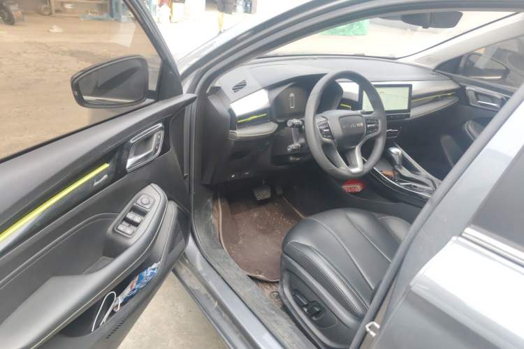 Used Roewe i5 2021 1.5L CVT Starry Edition Driver Seat