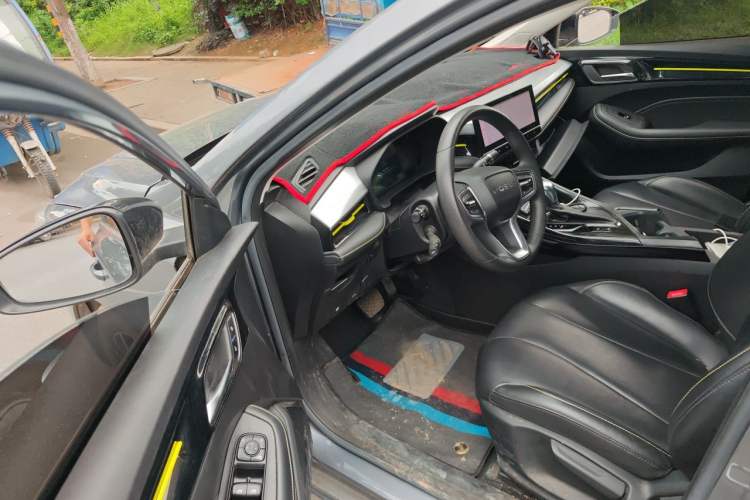 Used Roewe i5 2021 1.5L CVT Assurance Edition Driver Seat