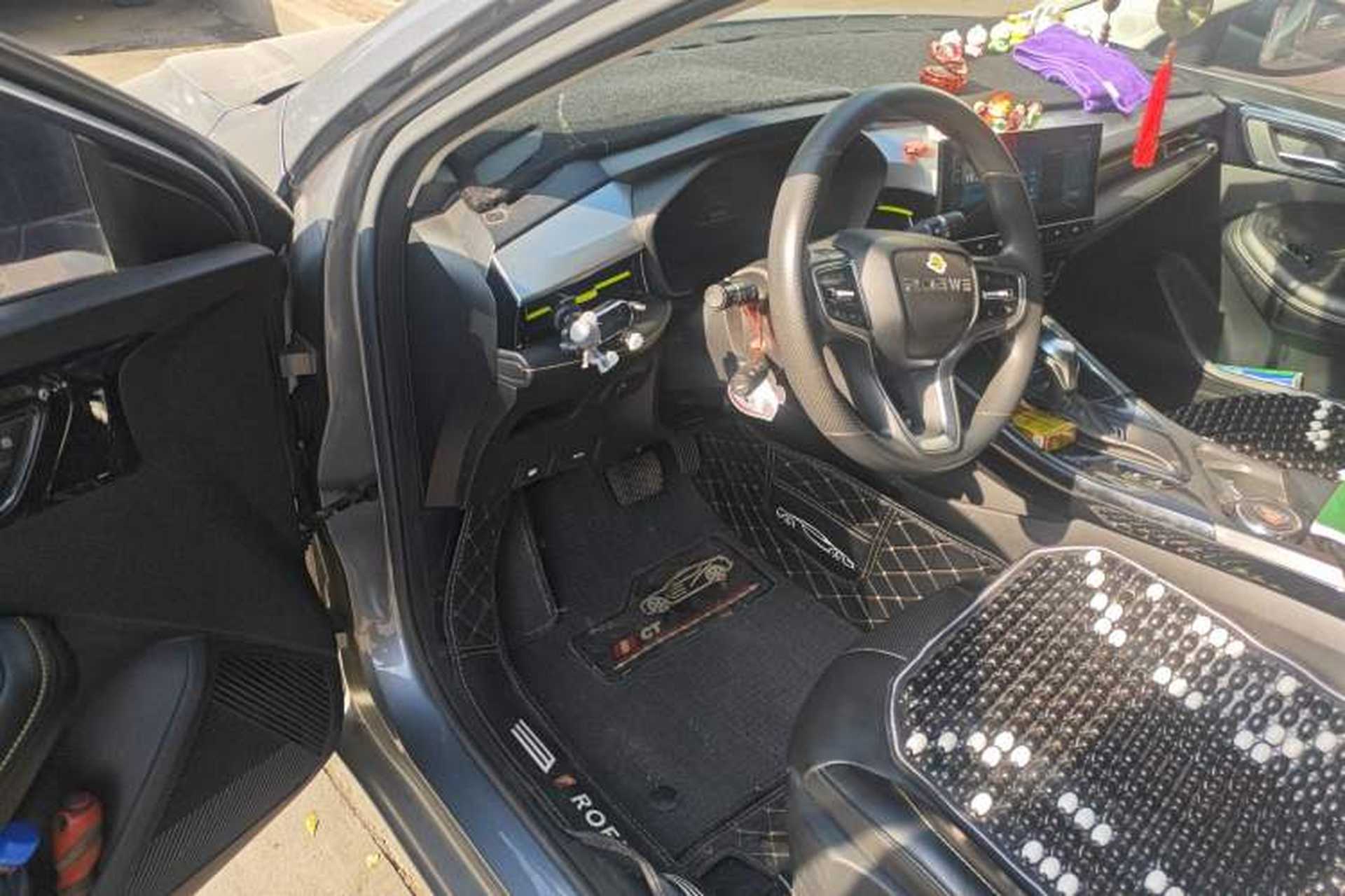 Used Roewe i5 2021 1.5L CVT Diamond Edition Driver Seat