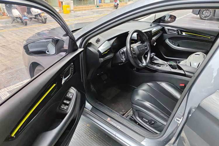 Used Roewe i5 2021 1.5L CVT Starry Edition Driver Seat