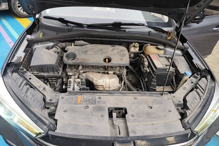 Used Roewe i5 2021 1.5L CVT Diamond Edition Engine Bay
