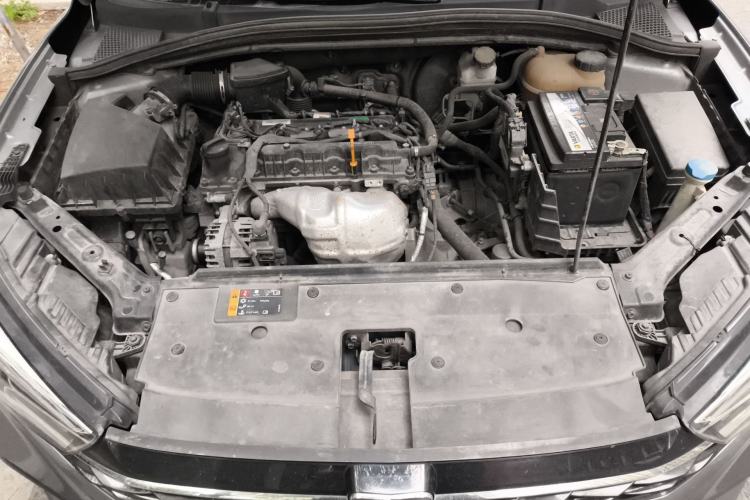 Used Roewe i5 2021 1.5L CVT Platinum Edition Engine Bay