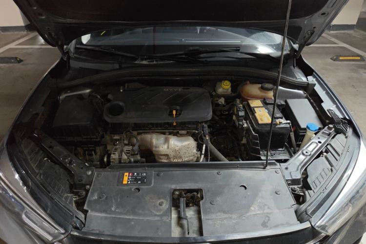 Used Roewe i5 2021 1.5L CVT Diamond Edition Engine Bay