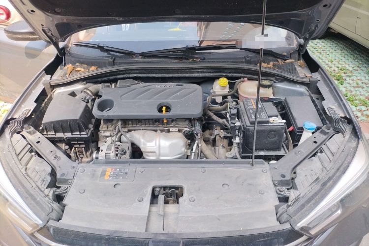Used Roewe i5 2021 1.5L Manual Diamond Edition Engine Bay