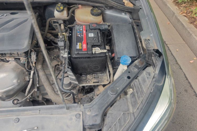 Used Roewe i5 2021 1.5L CVT Diamond Edition Engine Bay Left