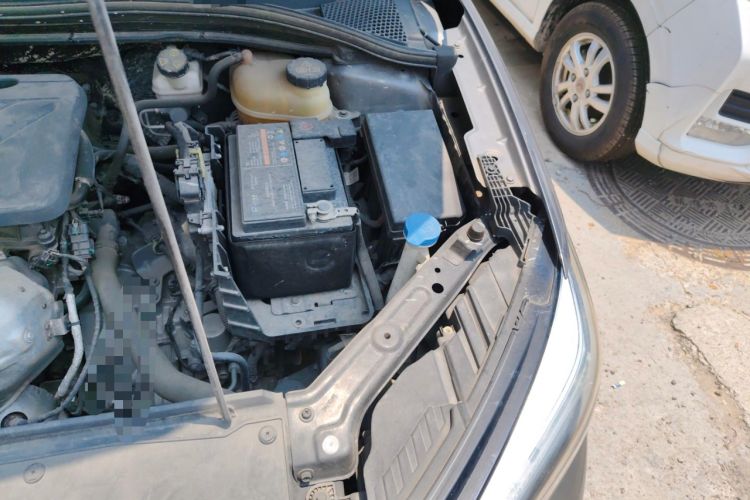 Used Roewe i5 2021 1.5L CVT Diamond Edition Engine Bay Left